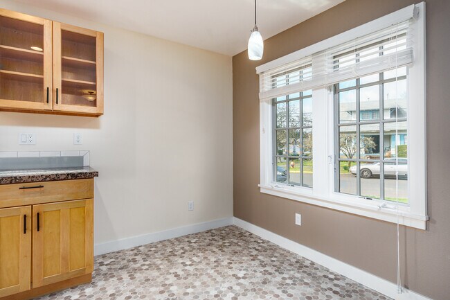 Foto del edificio - Beautiful Remodeled 1 Bed/1 Bath Home Close to Campus, Shopping, Restaurants, Parks & More!