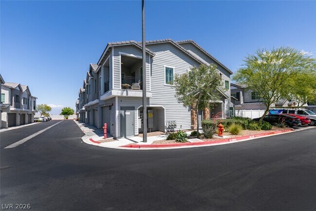 Building Photo - 544 Teovani St