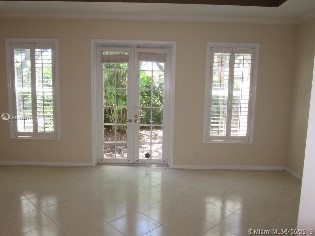 Foto del edificio - 521 SW 18th Ave