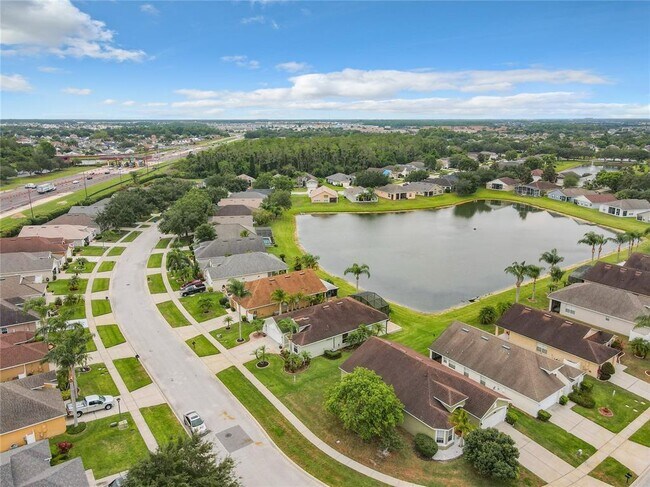 Building Photo - 3180 Stonehurst Cir