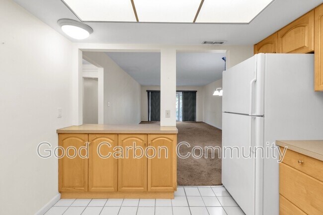 Foto del edificio - 2697 Baseline Rd
