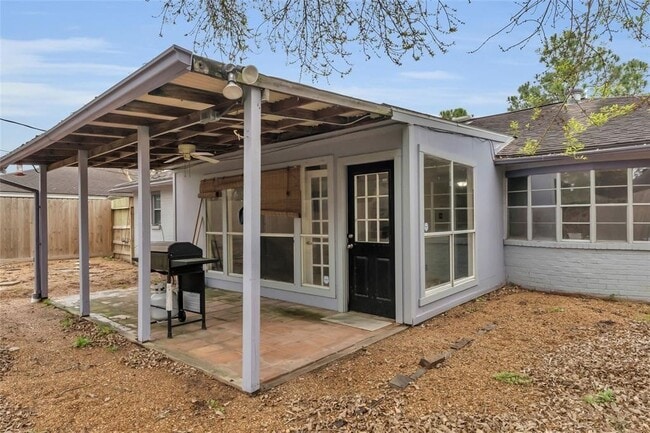 Building Photo - 9650 Windswept Ln