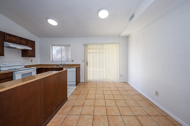 Foto del edificio - Tucson, AZ - Single-Family - $1,795.00 Ava...