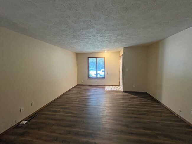 Foto del edificio - 936 S Craig Ave