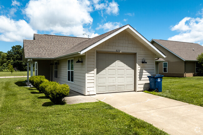 Building Photo - Rosewood Estates