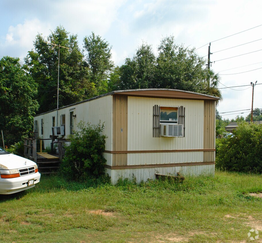 Foto del edificio - 4627 Woodbine Rd