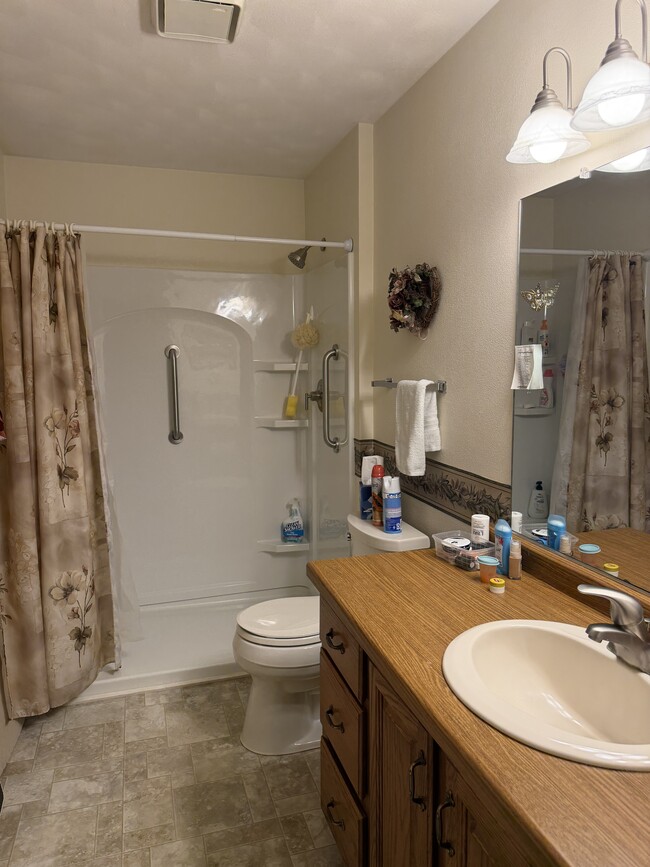 Bathroom - 3419 North Marcos Lane