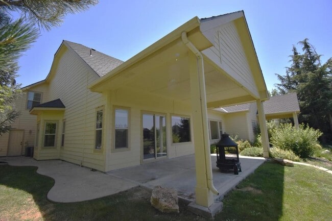 Building Photo - 491 W Willow Trace Dr