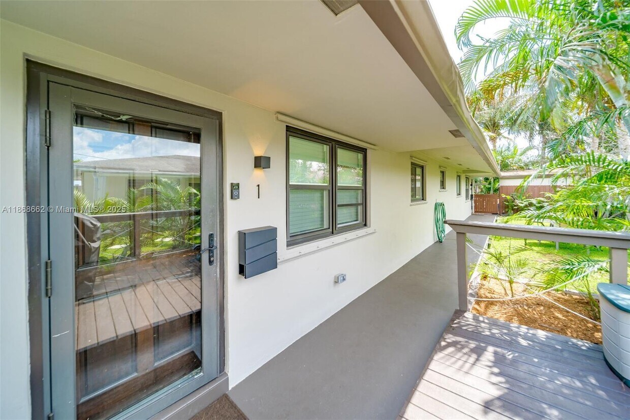 Foto principal - 1473 NW 10th St