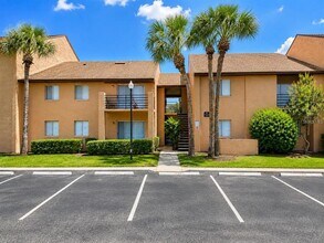 Building Photo - 5220 Via Hacienda Cir