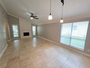 Building Photo - 22543 Market Square Ln