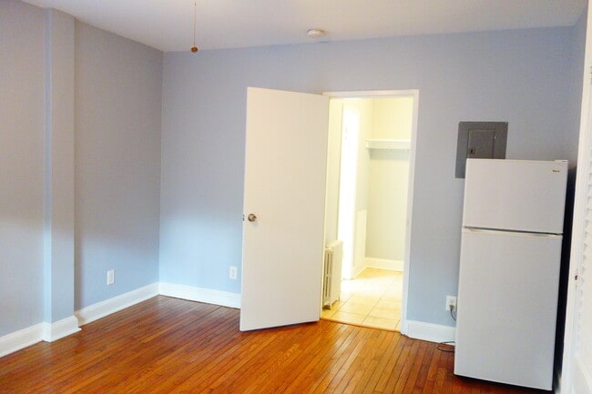 Building Photo - 311 Domer Ave