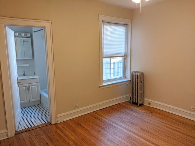 Building Photo - 548 Sherman Ave