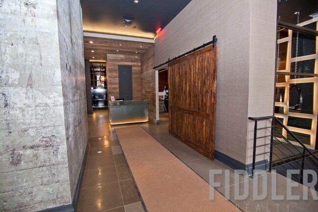 Foto del edificio - 146 S 4th St