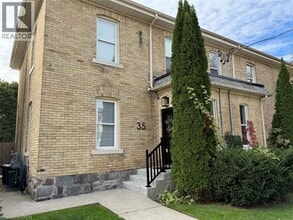 Building Photo - 35 Victoria Ave