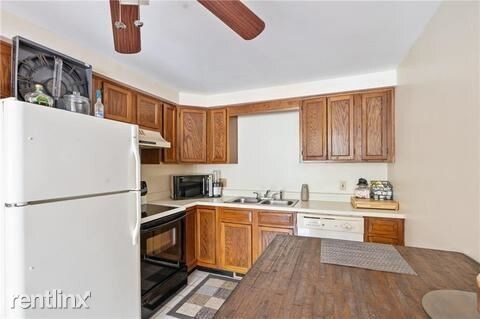 Building Photo - 1 br, 1 bath - 200 Post Rd Apt 319