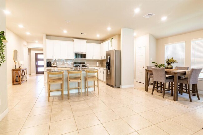 Foto del edificio - 4406 Upland Stream Ln