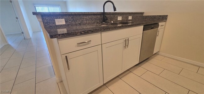 Foto del edificio - 919 Andalusia Blvd