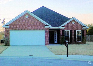 Building Photo - 220 Ansley Way