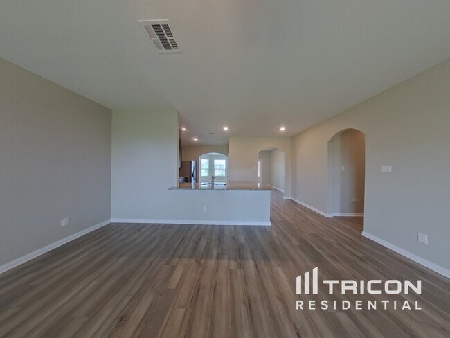 Foto del edificio - 13605 Fehrman Rd