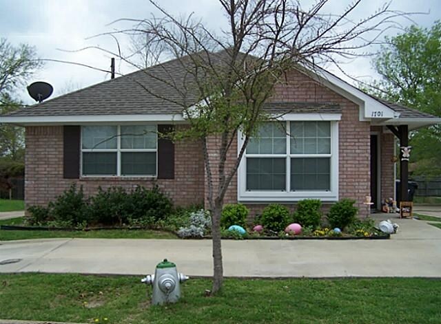 Foto del edificio - 1750 Woodland Pl