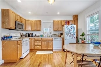 Primary Photo - 50 Conwell Ave