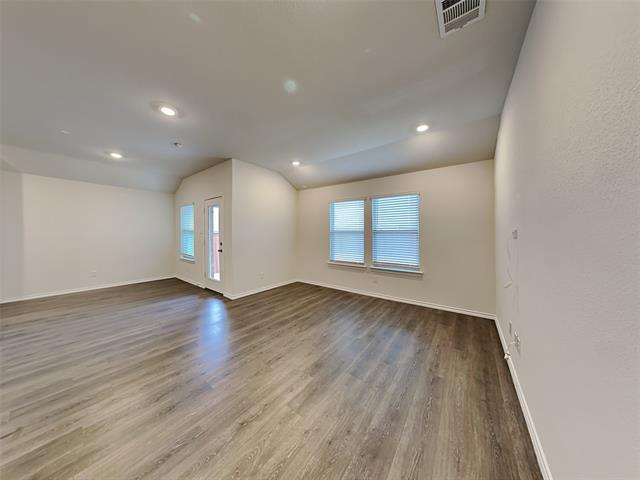 Building Photo - 3817 Chalk Hill Ave