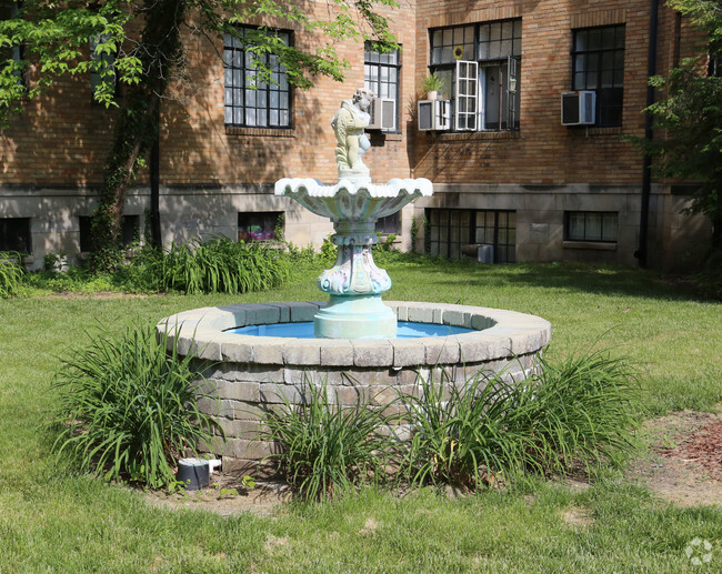 Patio - Townley Court Apartments