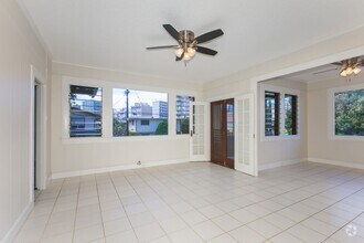 Building Photo - 831 Kuikahi St