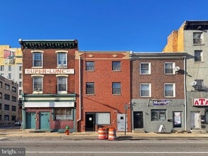 Building Photo - 1241 Vine St