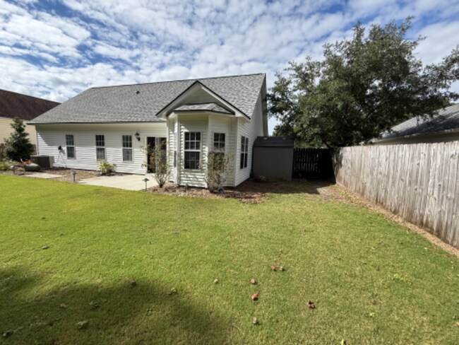 Foto del edificio - 7120 Farrington Farms Dr