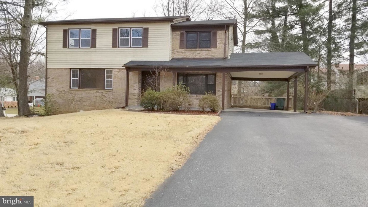 Primary Photo - 1409 Jackson Rd