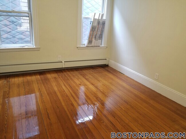 Foto del edificio - 9 Fulkerson St