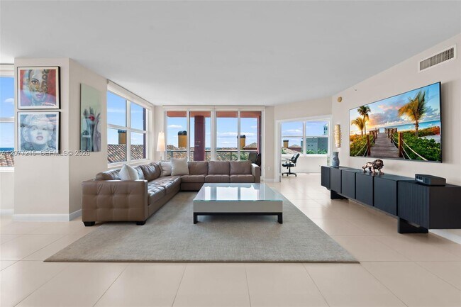 Building Photo - 2110 N Ocean Blvd