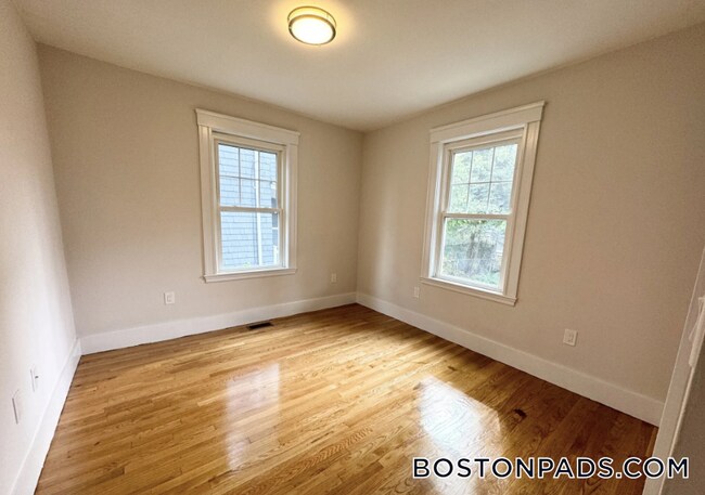 Foto del edificio - 72 Belden St