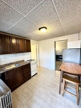 Building Photo - 12 Marshall St