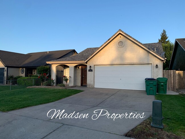 Foto del edificio - 2181 Huntington Dr