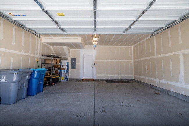 Building Photo - 1024 W 400 S