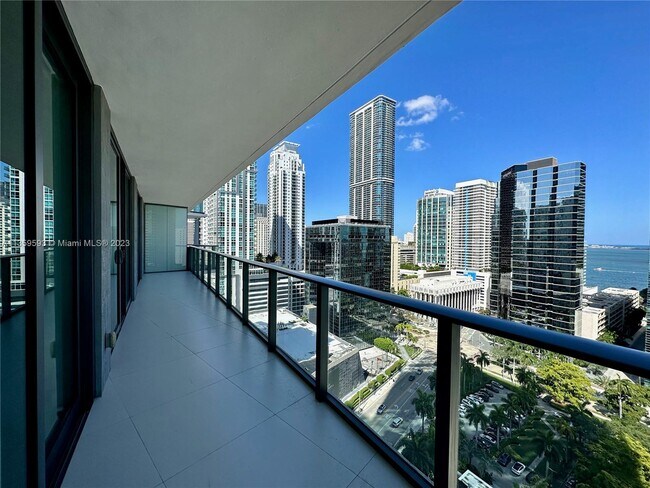 Foto del edificio - 1300 S Miami Ave
