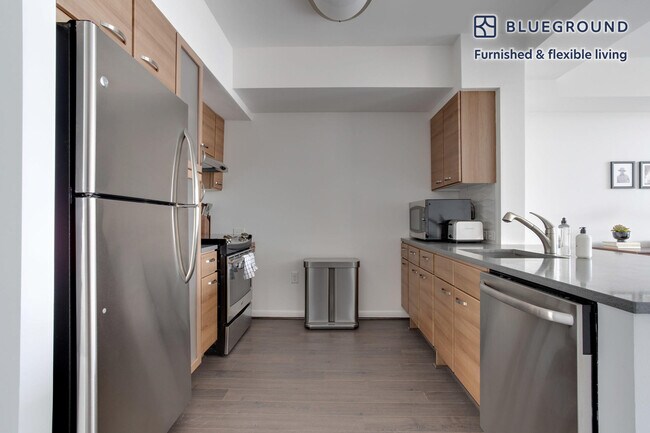 Foto del edificio - 8421 Broad St