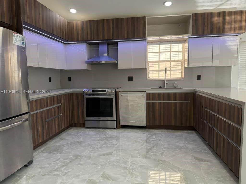 Photo - 189 Cameron Dr (Weston, FL)