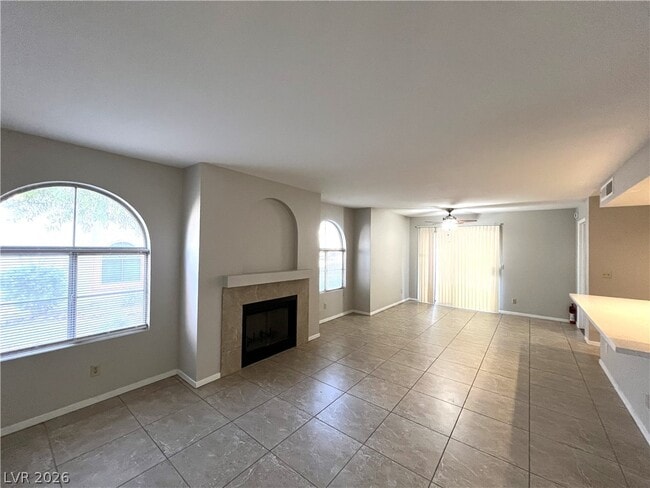 Building Photo - 7570 W Flamingo Rd