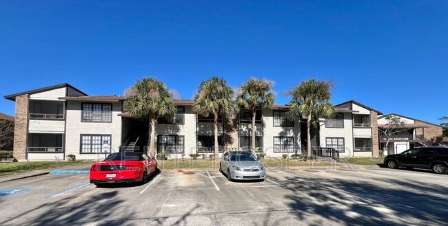 Foto del edificio - 4615 Cason Cove Dr