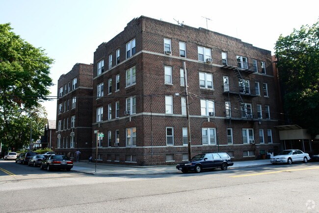 Building Photo - 3345 Murray St