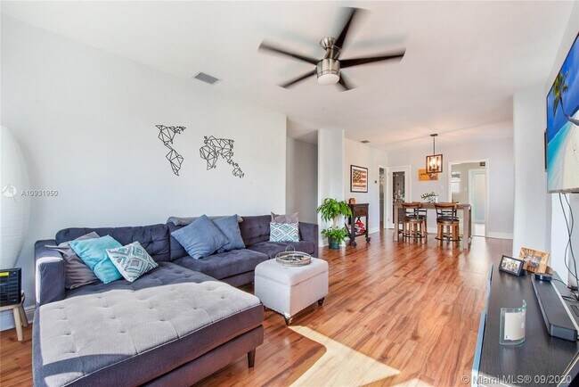Foto del edificio - 2550 SW 21st Terrace