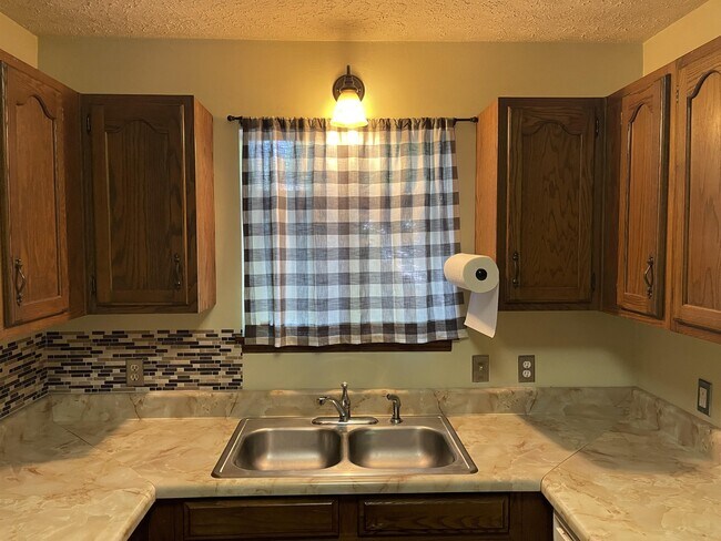 Foto del edificio - 2511 Skyland Trail NE