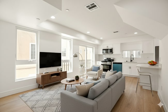 Photo - BRAND NEW TOWNHOUSE! One Month Free!