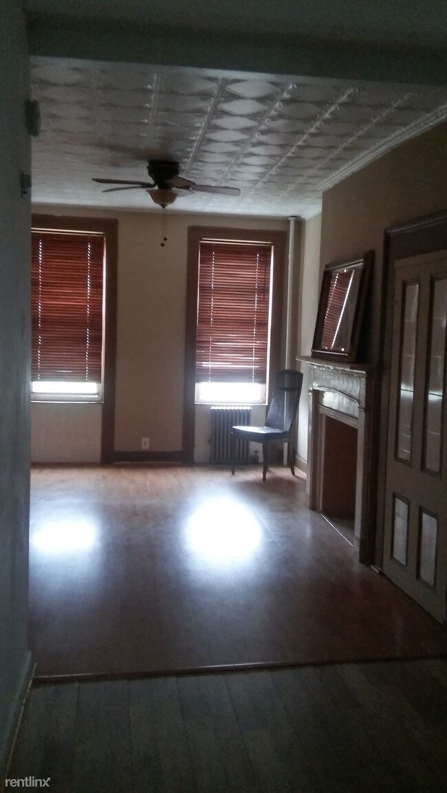 Foto del edificio - 68 Diamond St