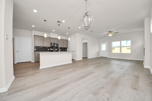 Building Photo - 15523 Fathom Line Wy