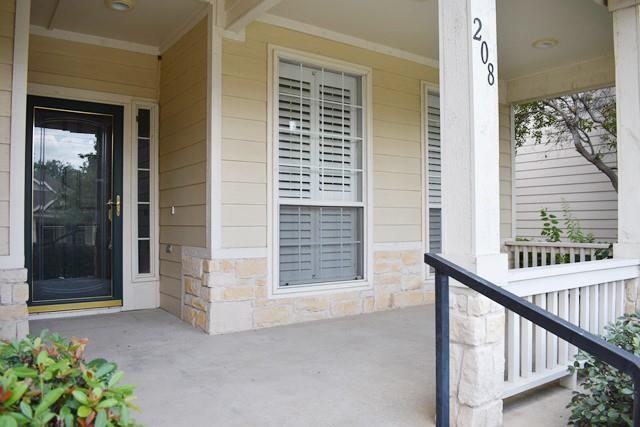 Foto del edificio - 208 Silver Oak Dr